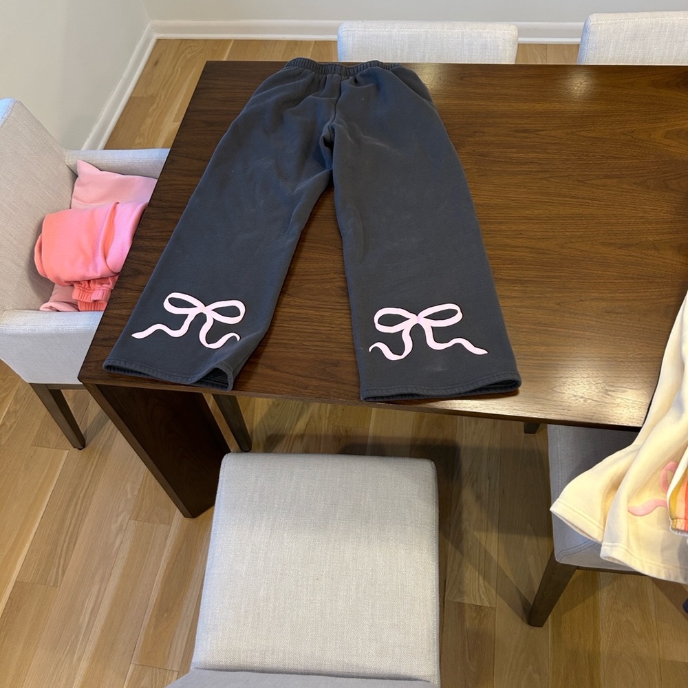 Edikted Charcoal Sweatpants